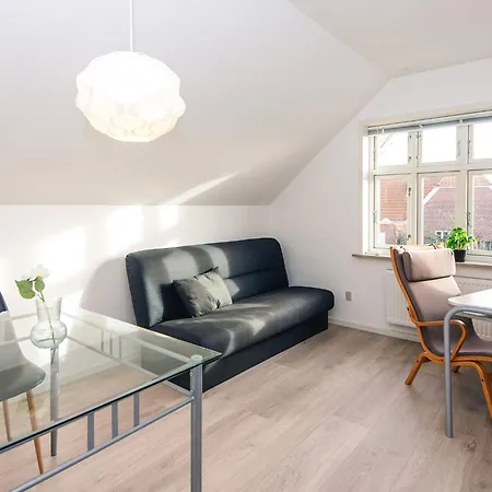 Feriehus Holiday Home, Near Town Square